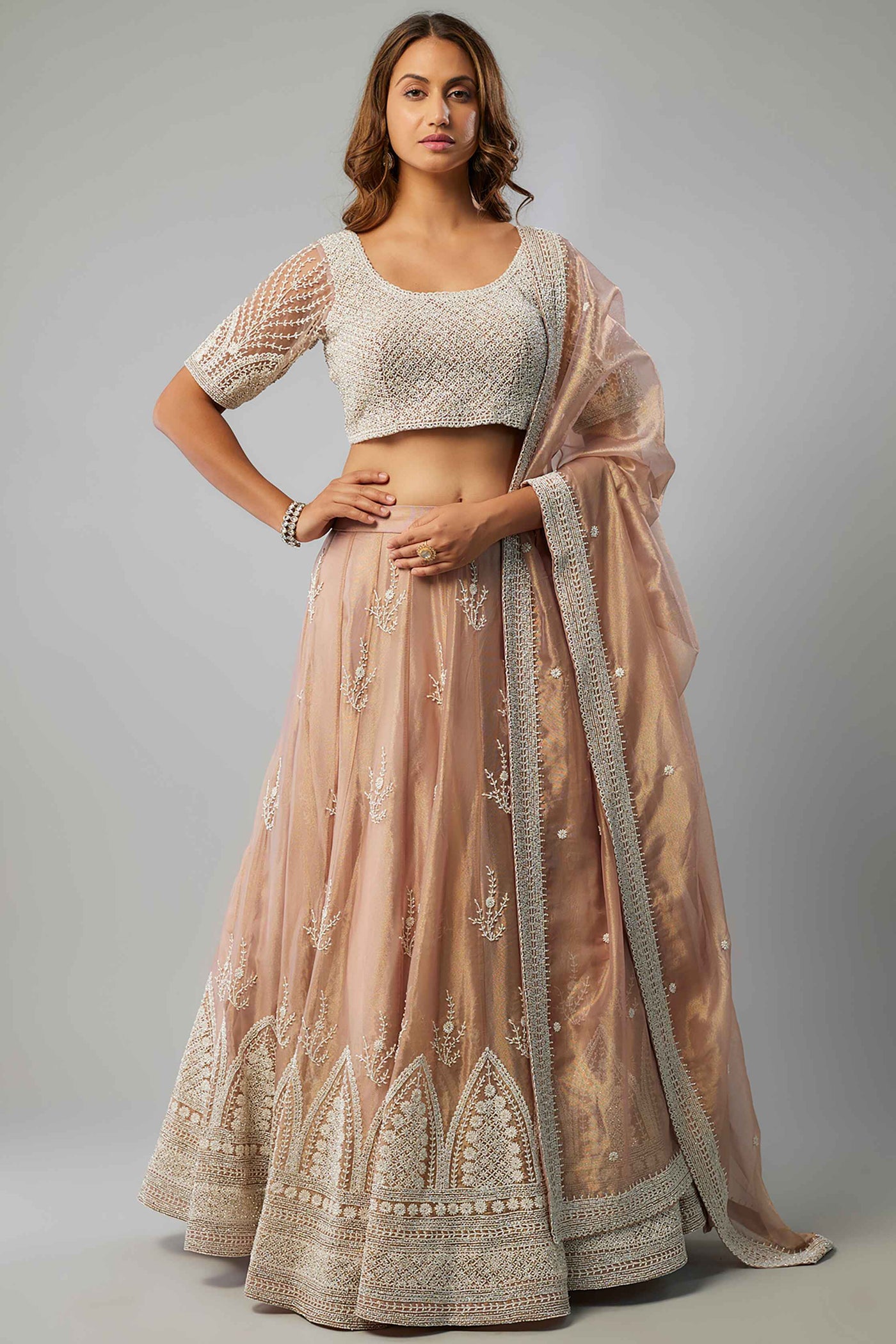 DORA LEHENGA